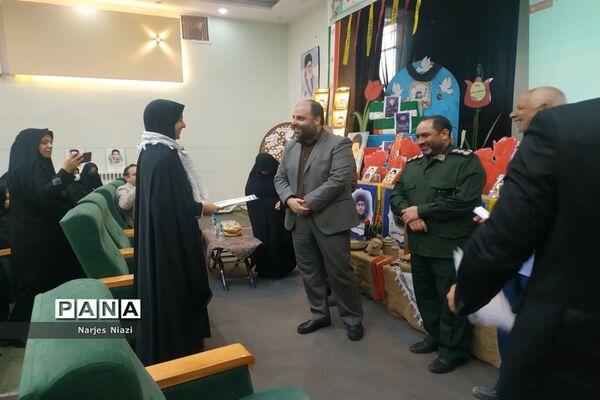 برگزاری یادواره شهدا دانش‌آموزی درکاشمر