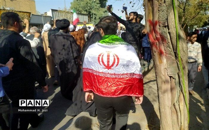 من در راهپیمایی روز 13 آبان شرکت میکنم زیرا.../فیلم 92