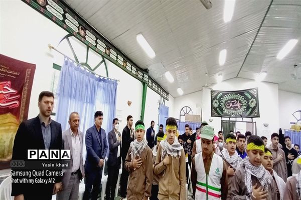 نواختن زنگ استکبارستیزی در مدارس شهرستان عباس آباد