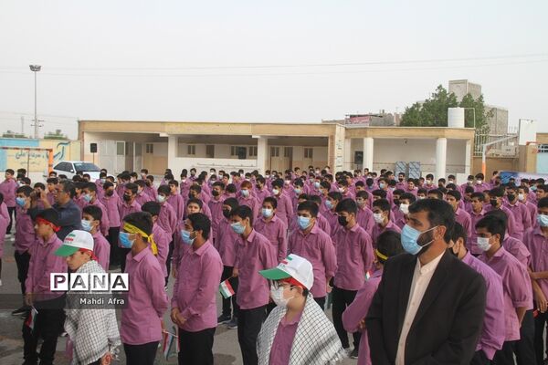 نواخته شدن زنگ استکبار ستیزی در مدارس شهرستان بهبهان