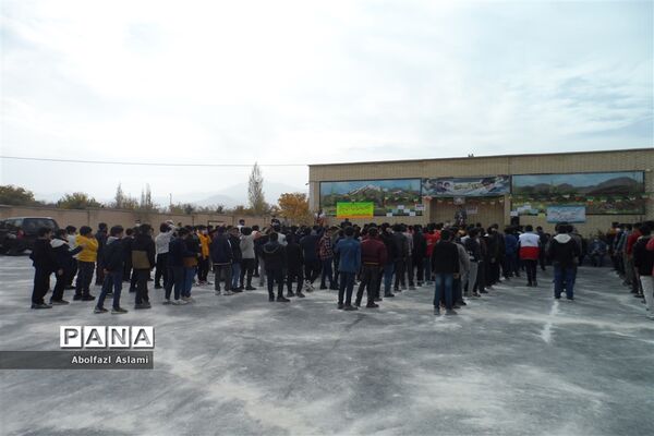 نواخته شدن زنگ استکبارستیزی در آموزشگاه شهید ظهیری در اقلید استان فارس