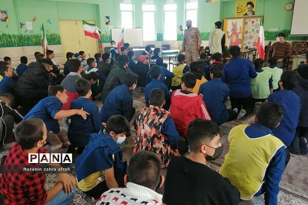 برگزاری نشست بصیرتی جهاد تبیین در رودهن