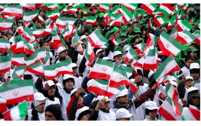 عهدوپیمان ما با انقلاب همیشگی است