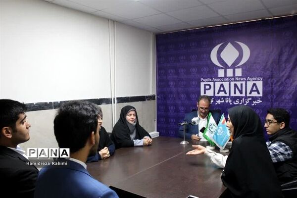 جلسه هماهنگی خبرنگار دانش‌آموزان پانای شهر تهران ویژه 13 آبان