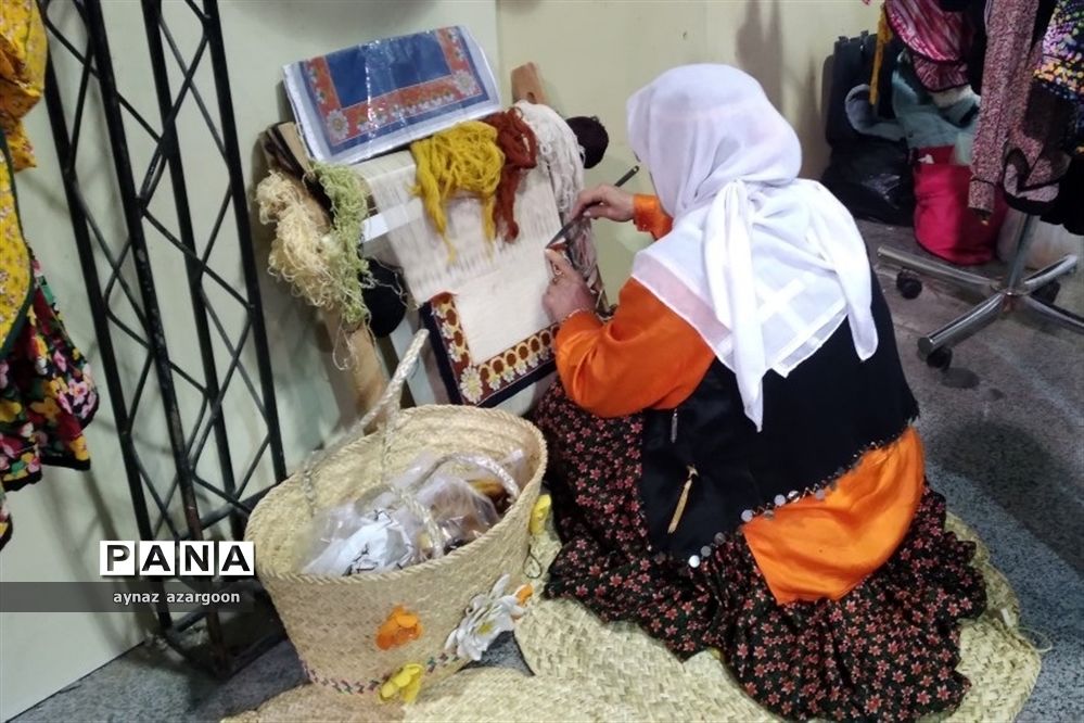 نمایشگاه صنایع‌دستی در قائمشهر