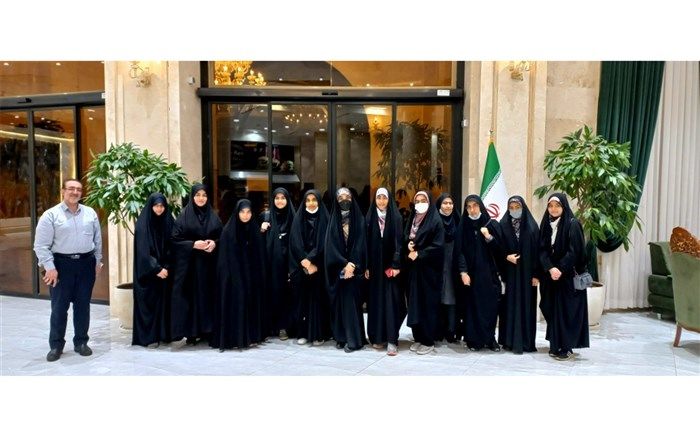 حال و هوای دانش‌آموزانی که به دیدار رهبری رفتند/ فیلم