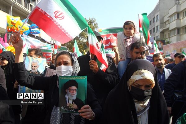 راهپیمایی یوم الله ۱۳ آبان در تهران