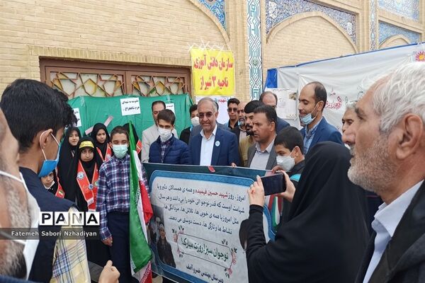 برپایی موکب سازمان دانش‌آموزی ناحیه ۳ در حرم مطهر شاهچراغ (ع)