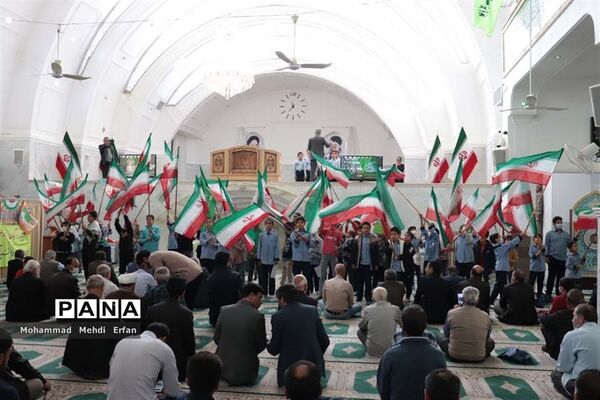 حضور با شکوه مردم آباده در راهپیمایی 13 آبان