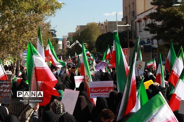 راهپیمایی 13 آبان در زنجان