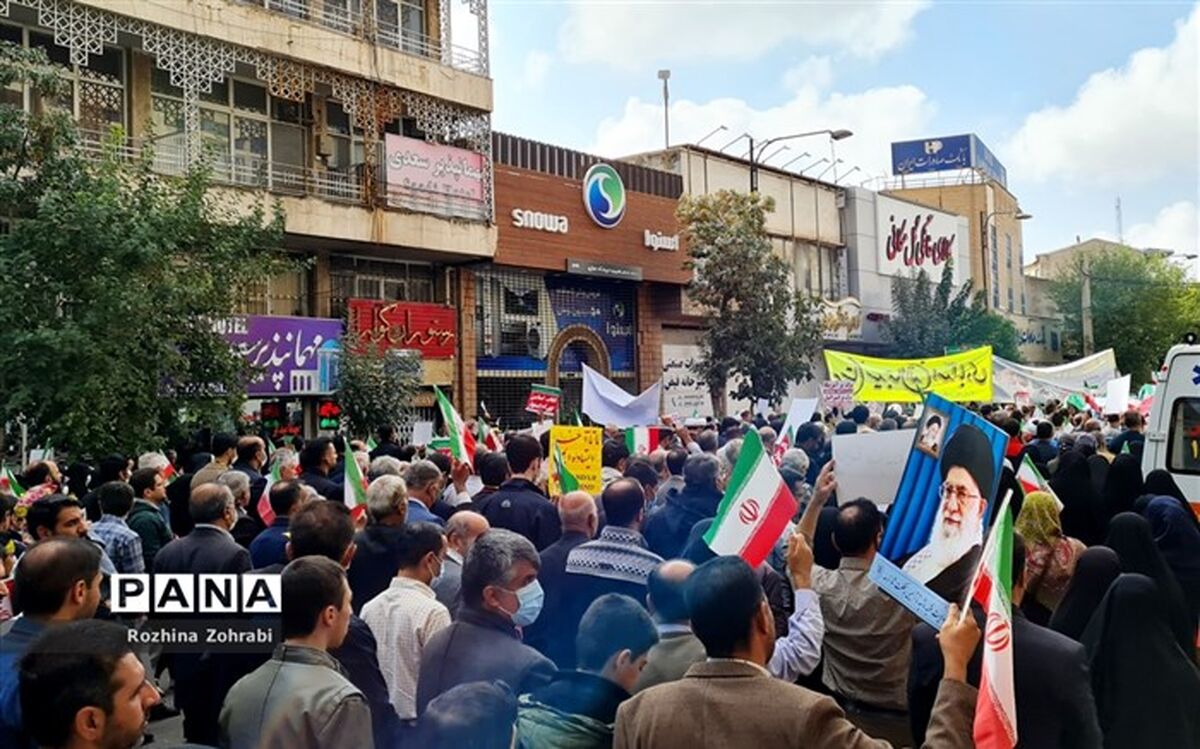 ۱۳ آبان یادآور ایستادگی ملت سرافراز ایران است