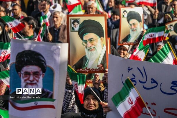 راهپیمایی یوم الله ۱۳ آبان در ارومیه