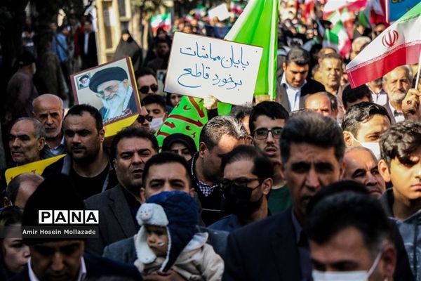 راهپیمایی یوم الله ۱۳ آبان در ارومیه