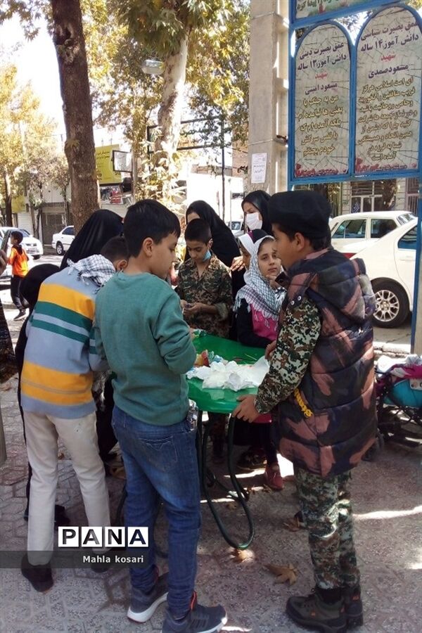حضور پرشور دانش‌آموزان شهرستان اقلید در راهپیمایی روز عزت آفرینی