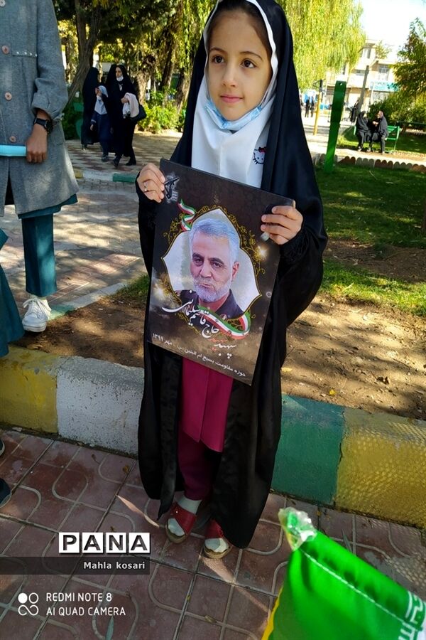 حضور پرشور دانش‌آموزان شهرستان اقلید در راهپیمایی روز عزت آفرینی