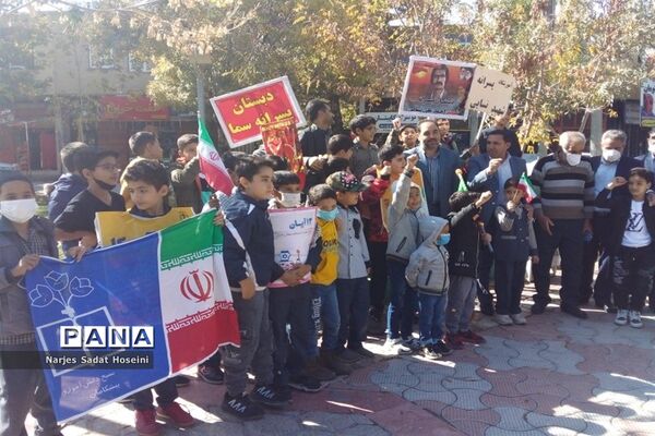 حضور پرشور دانش‌آموزان شهرستان اقلید در راهپیمایی روز عزت آفرینی