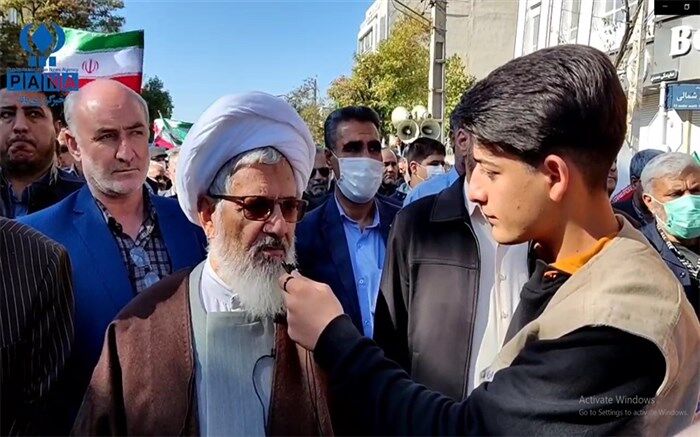 مردم با حضور در راهپیمایی 13 آبان ثابت کردند پای آرمان‌های انقلاب هستند
