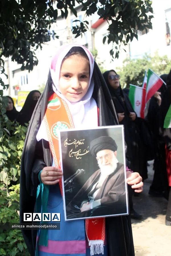 راهپیمایی روز دانش‌آموز در گلوگاه