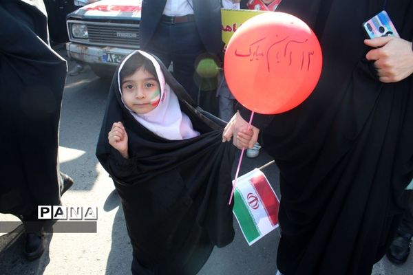 راهپیمایی 13 آبان در محمود آباد