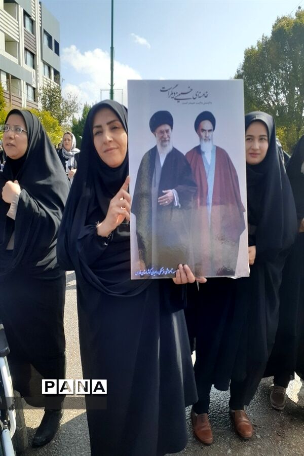 راهپیمایی ۱۳ آبان در مشهد مرغاب