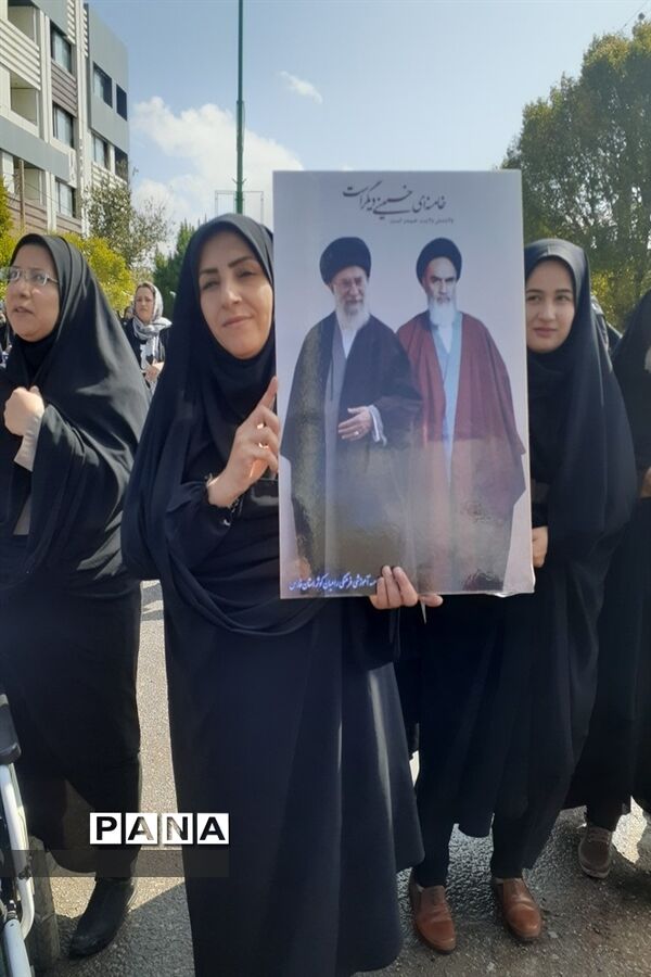 راهپیمایی ۱۳ آبان در مشهد مرغاب