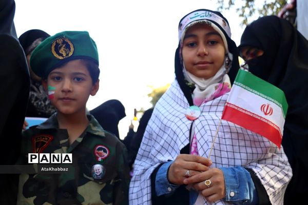 حماسه ۱۳ آبان در تبریز