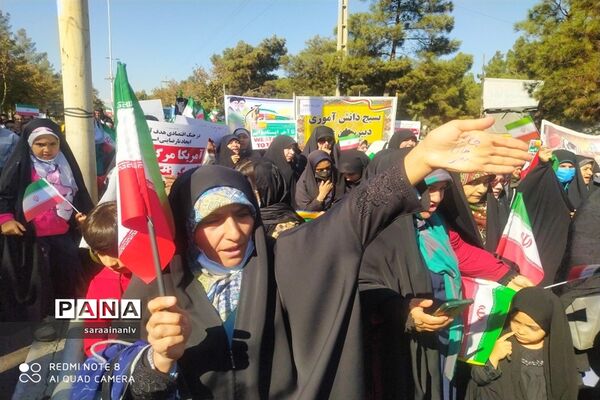 راهپیمایی 13 آبان در قزوین-2