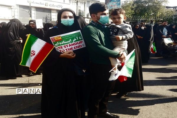 راهپیمایی ۱۳ آبان در قائمشهر