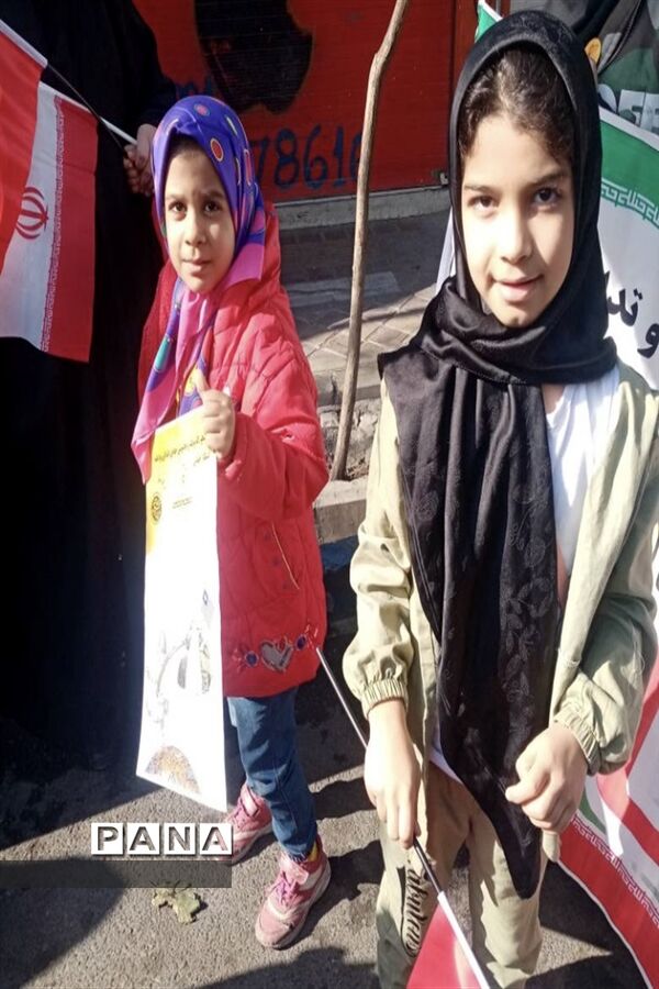 برگزاری راهپیمایی باشکوه و تاریخی ۱۳ آبان در ورامین