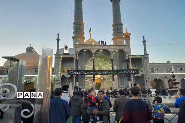 شهادت بانوی آب و آیینه