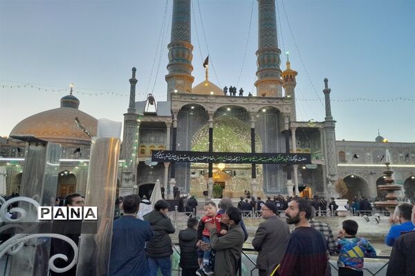 شهادت بانوی آب و آیینه