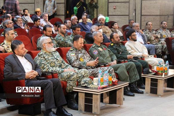 یادواره یک‌هزار شهید دانش‌آموز و فرهنگی درقم