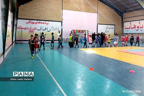 افتتاحیه المپیاد ورزشی درون مدرسه‌ای در پاکدشت