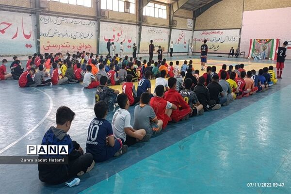افتتاحیه المپیاد ورزشی درون مدرسه‌ای در پاکدشت