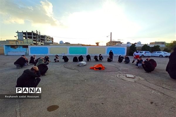 ‌کارگاه آموزشی امداد و کمک‌های اولیه ویژه مربیان پیشتاز سازمان دانش‌آموزی ناحیه ۳