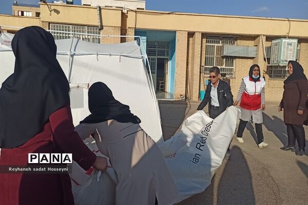 ‌کارگاه آموزشی امداد و کمک‌های اولیه ویژه مربیان پیشتاز سازمان دانش‌آموزی ناحیه ۳