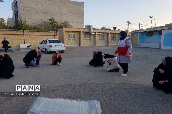 ‌کارگاه آموزشی امداد و کمک‌های اولیه ویژه مربیان پیشتاز سازمان دانش‌آموزی ناحیه ۳