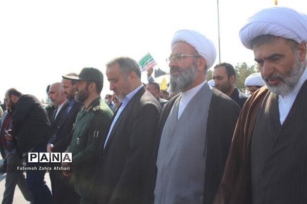 راهپیمایی یوم‌الله ۱۳ آبان در سمنان