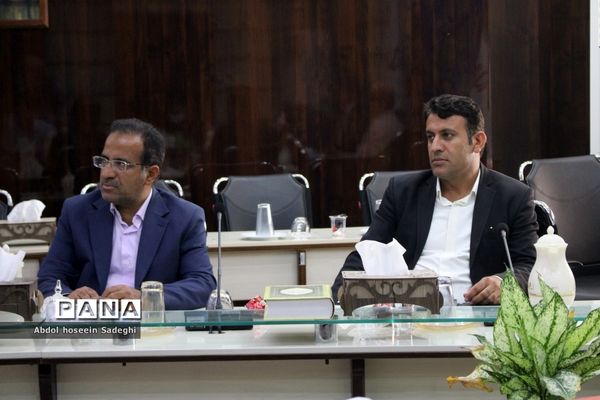 نشست مجازی روسا و معاونان پرورشی و تربیت‌بدنی‌ شهرستان‌ها و مناطق استان بوشهر