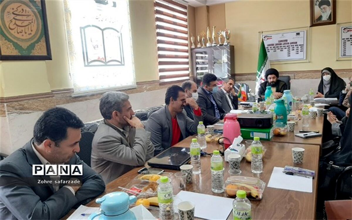 برنامه‌ریزی تربیتی و آموزشی در مدارس بر‌اساس نیازسنجی دانش‌آموزان باشد