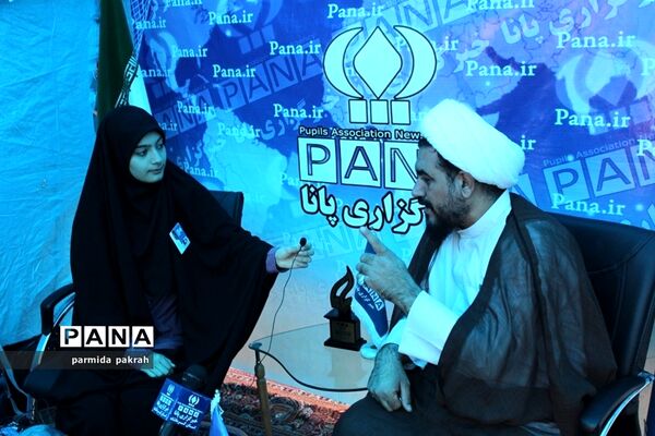 حضور پُرشور دانش‌آموز خبرنگاران کرمانشاهی در 13 آبان
