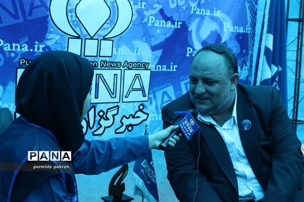 حضور پُرشور دانش‌آموز خبرنگاران کرمانشاهی در 13 آبان