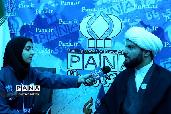 حضور پُرشور دانش‌آموز خبرنگاران کرمانشاهی در 13 آبان