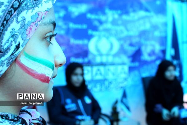 حضور پُرشور دانش‌آموز خبرنگاران کرمانشاهی در 13 آبان