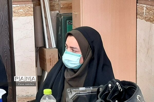 برگزاری جلسات کیفیت‌بخشی تربیتی مدیران مدارس در رودهن