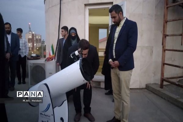 تقدیر از برگزیدگان جشنواره ایران قوی و قداست پرچم