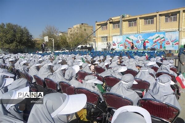برنامه تلویزیونی «پرچم بالاست» در منطقه کهریزک