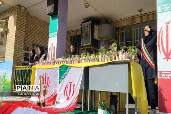 افتتاحیه المپیاد ورزشی درون‌مدرسه‌ای در دبیرستان دخترانه شایستگان