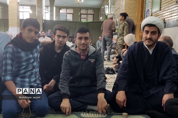 اجرای نشست‌های بصیرتی و‌ هیاتی دانش‌آموزان اتحادیه انجمن‌های اسلامی در منطقه‌ رودهن