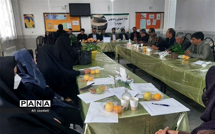خودسازی، جامعه‌پردازی و تمدن نوین اسلامی سه کلید واژه بیانیه گام دوم انقلاب است